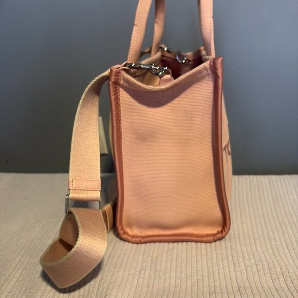 Authentic Marc Jacobs Medium Tote Rose Color - Picture 4 of 4